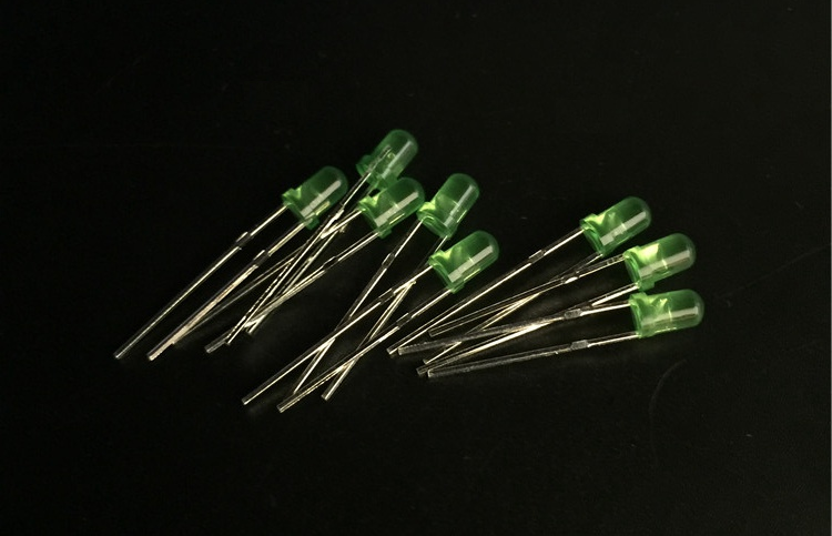 3mm綠發(fā)綠色LED發(fā)光二極管封裝尺寸的工作電壓